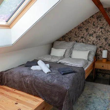 아파트 Heroes 에스테르곰