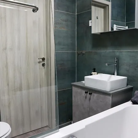 아파트 Heroes 에스테르곰